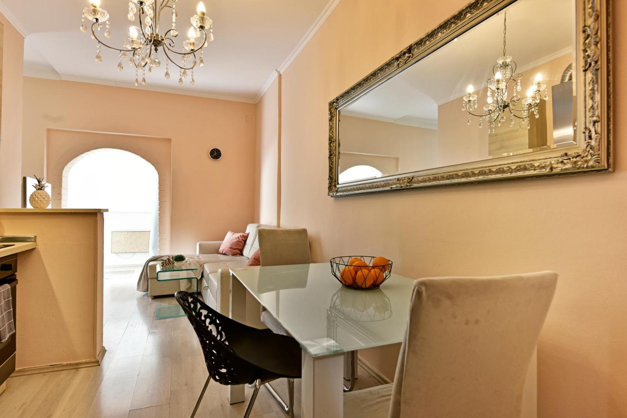 Apartments Villa Herak ポレッチ エクステリア 写真