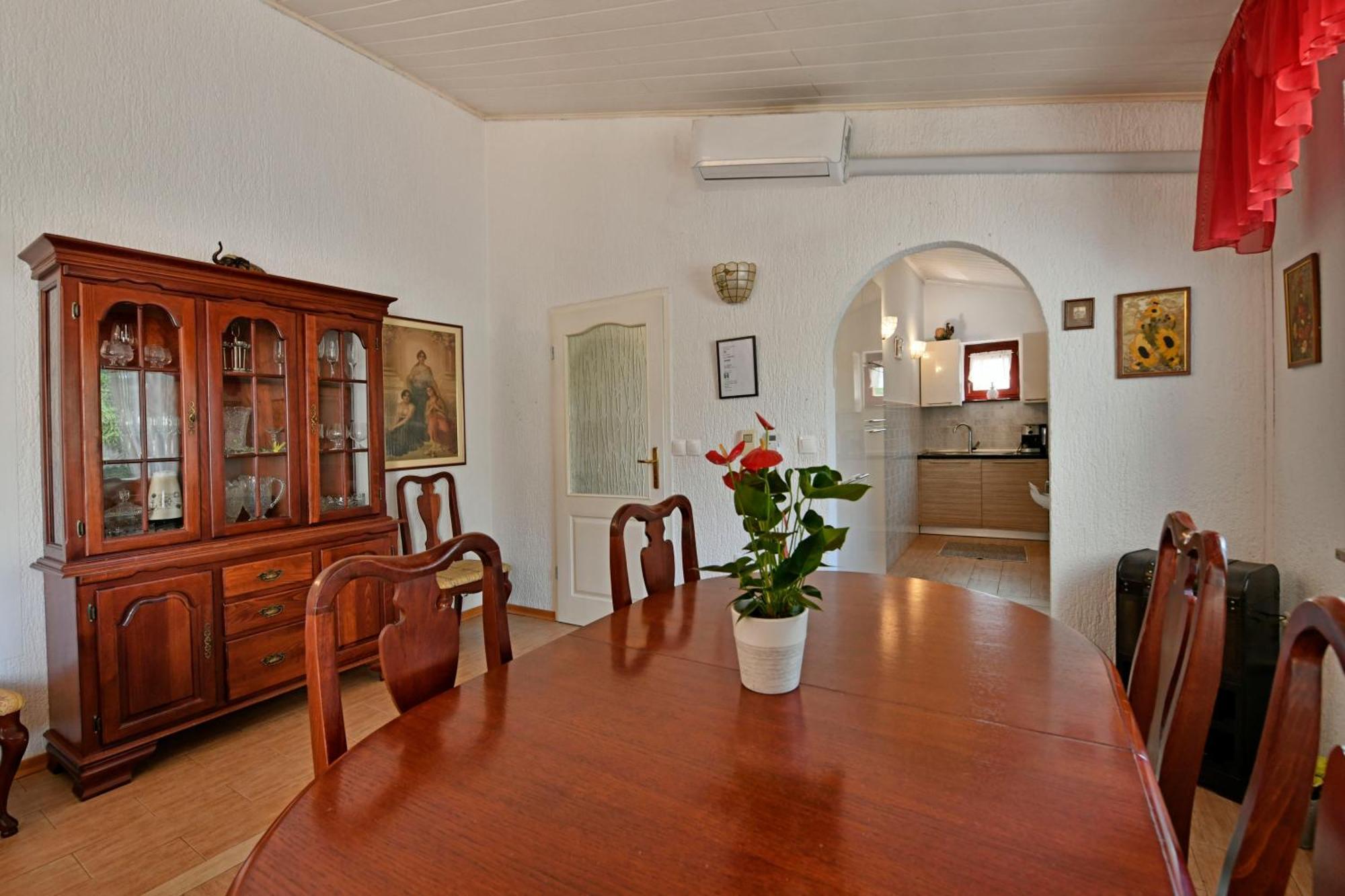 Apartments Villa Herak ポレッチ エクステリア 写真