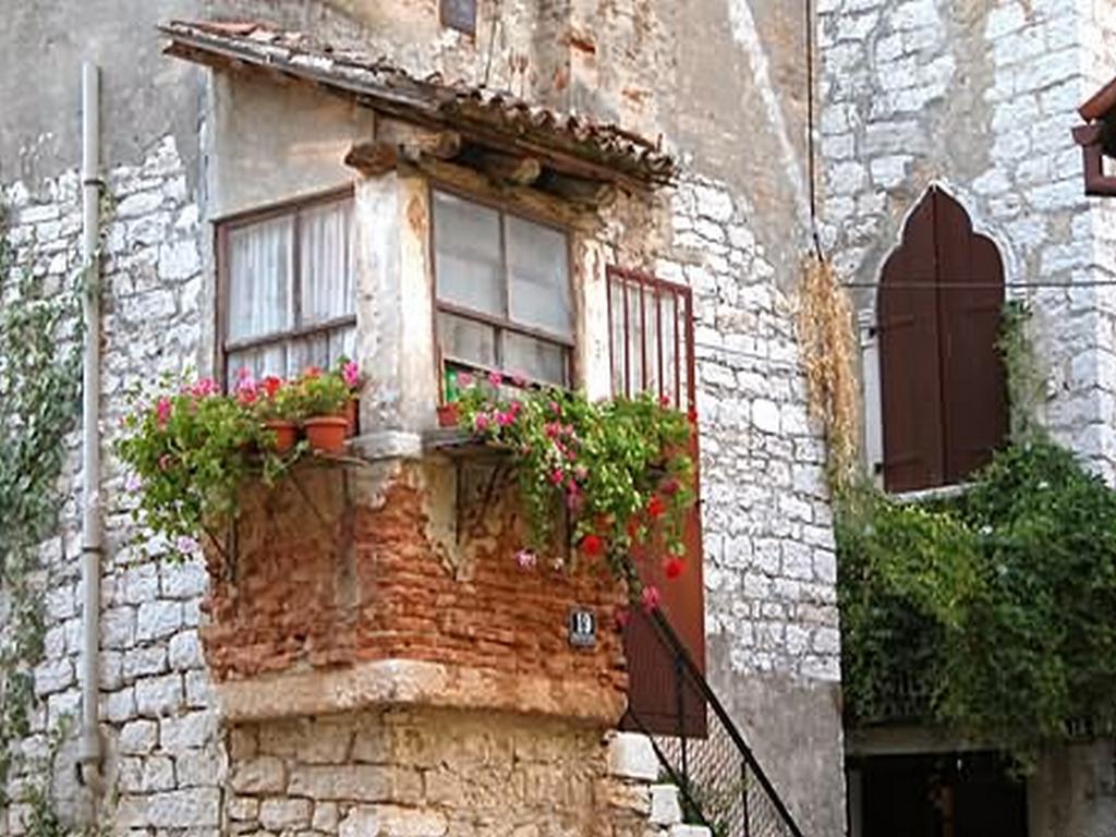 Apartments Villa Herak ポレッチ エクステリア 写真